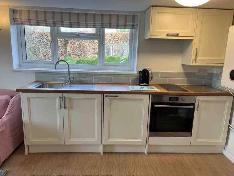 Oak Tree Cottage Uckfield Bagian luar foto